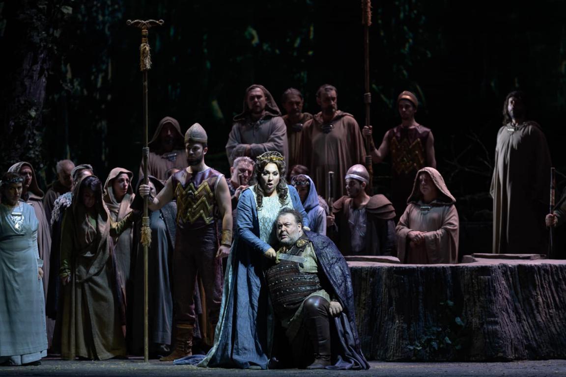 Norma - Bellini - Teatro San Carlo - Photo credit: Luciano Romano